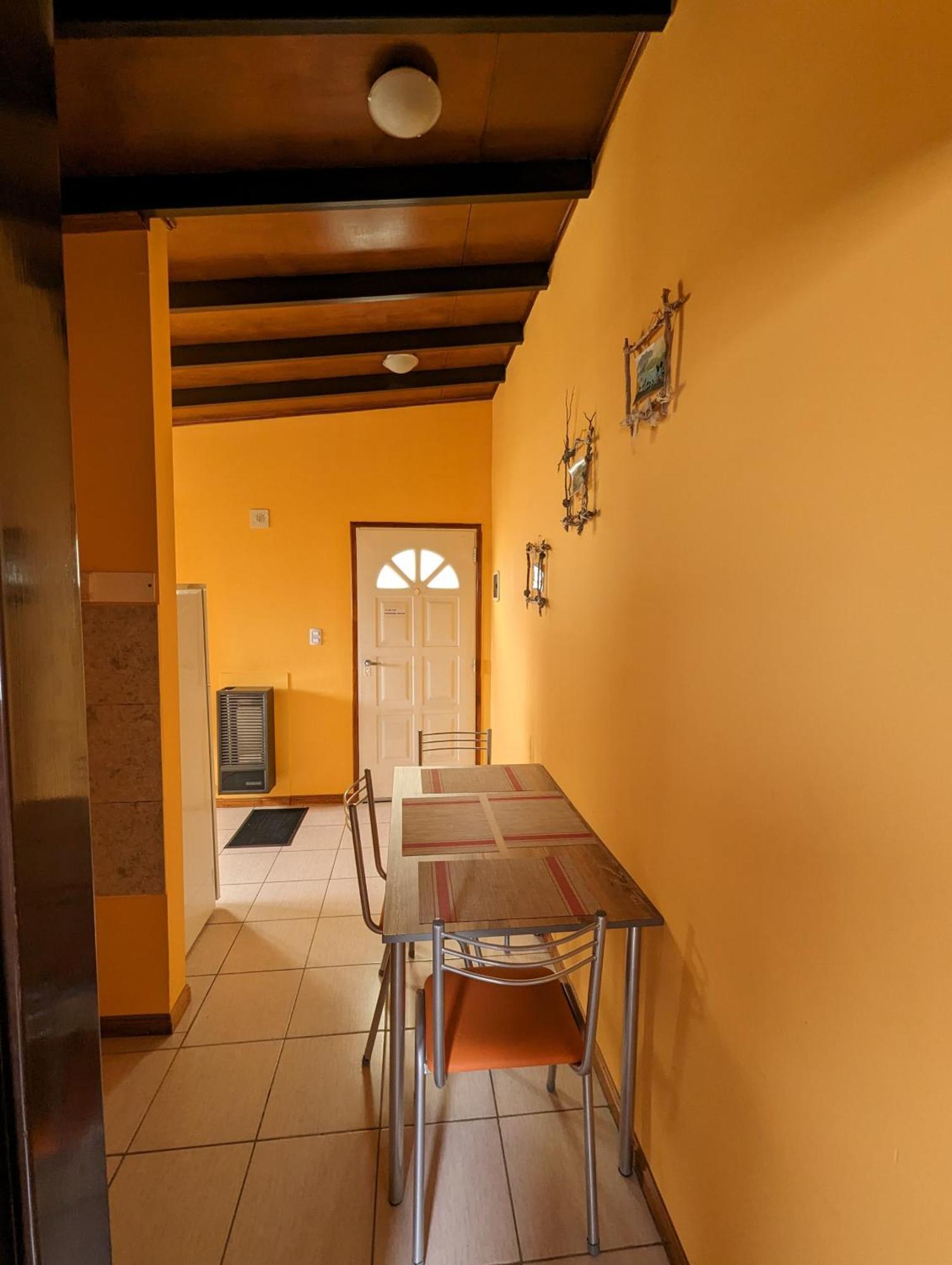 Apartment Confortable 2 *